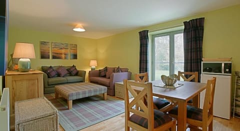 The Highland Club Bed and Breakfast in Fort Augustus