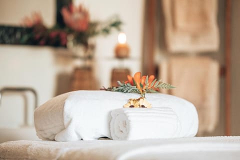 Villa Chad Luxury Guesthouse Bed and Breakfast in Western Cape