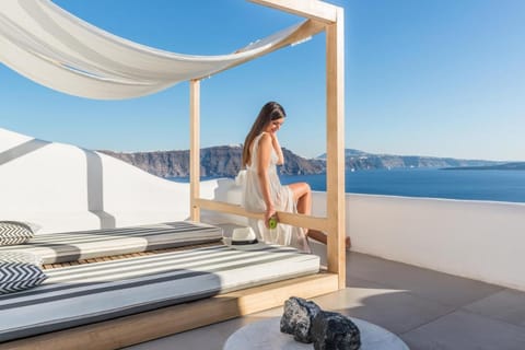 Elite Luxury Suites Vacation rental in Oia
