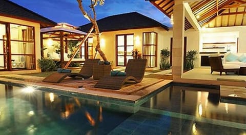 Arama Riverside Villas Hotel in Kuta