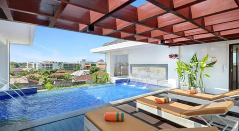 Harris Hotel Seminyak Hotel in Kuta