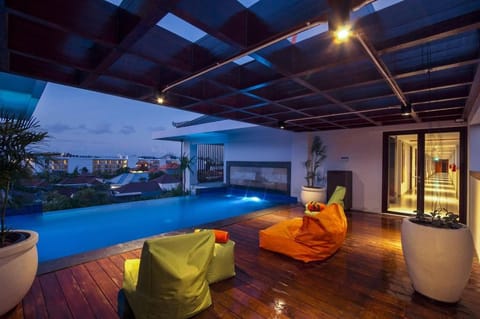 Harris Hotel Seminyak Hotel in Kuta