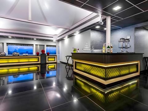 Hotel Aditya Park Regent Hotel in Jaipur