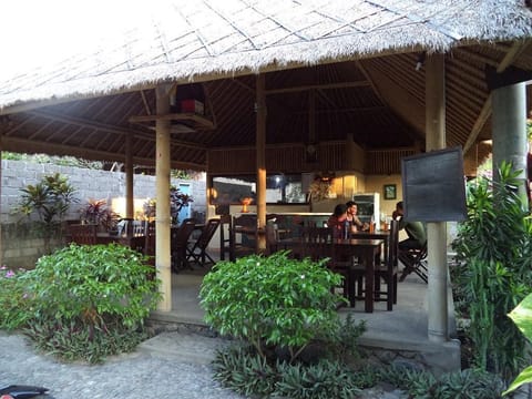 Santa Fe Bungalow Amed Vacation rental in Abang