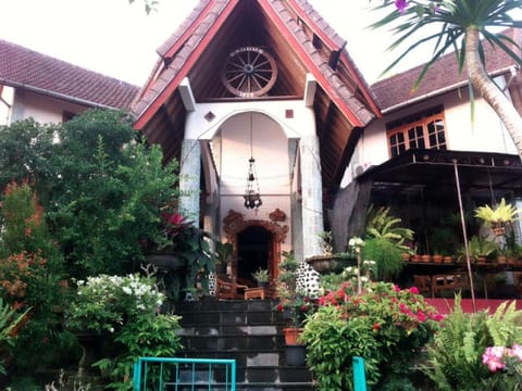 Puri Eling Blimbingsari Hotel Hotel in Bali