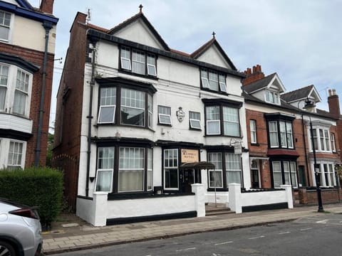 Campbells Guest House Hotel in Leicester