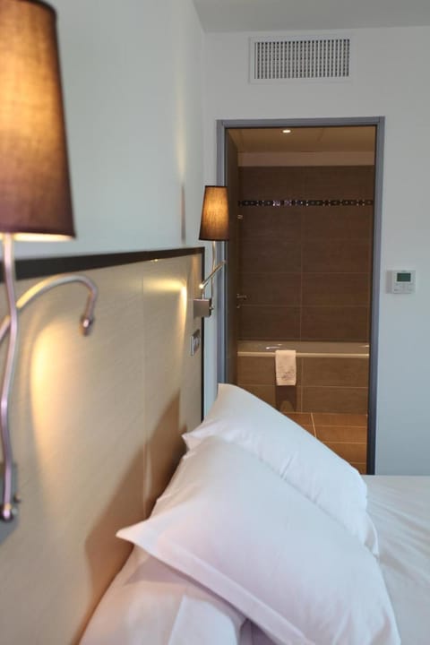 Hôtel Restaurant les Pielettes Hotel in Marseille