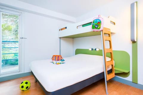 ibis Budget Courbevoie Paris La Defense Hotel in Courbevoie