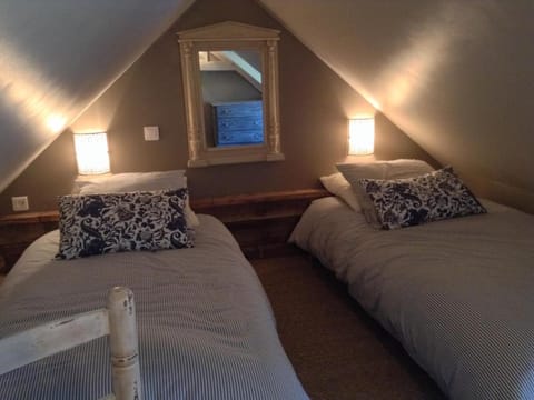 Domaine du Lieu des Brocs Bed and Breakfast in Normandy