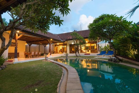 Bali Royal Heritage Villas Villa in North Kuta