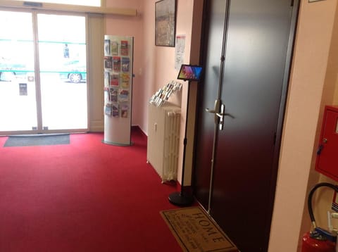 Hotel de la Paix Hotel in Caen