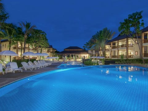 The Leaf Oceanside by Katathani Resort Resort in Khuekkhak