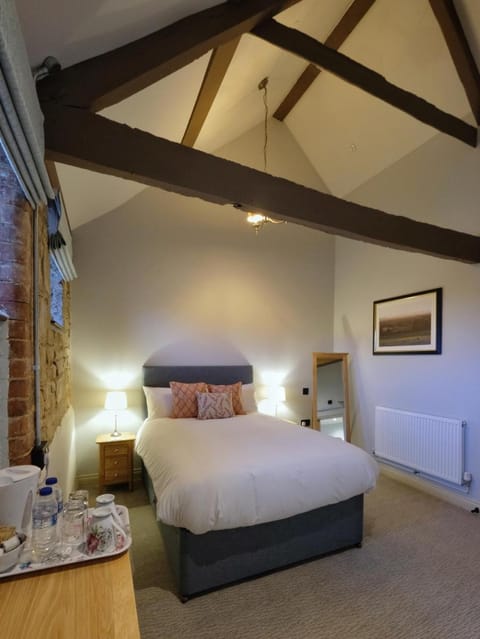 Greyhound Inn in Taunton Deane