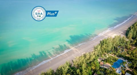 Outrigger Khao Lak Beach Resort Resort in Khuekkhak