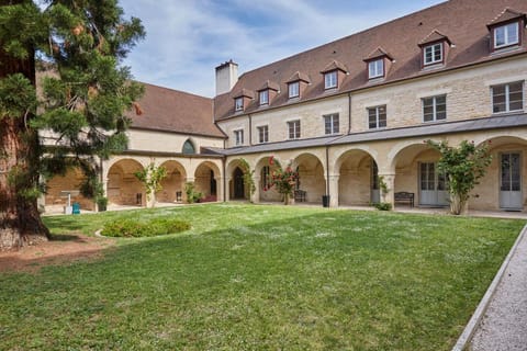 Appart'hôtel Odalys Les Cordeliers Apartment hotel in Dijon