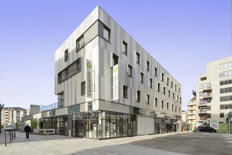 Campanile Annemasse Centre - Gare Hotel in Annemasse