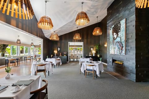 Woodhouse Mountain Lodge Hotel in Auckland Region