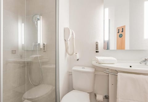 B&B HOTEL Arras Centre Les Places Hotel in Arras