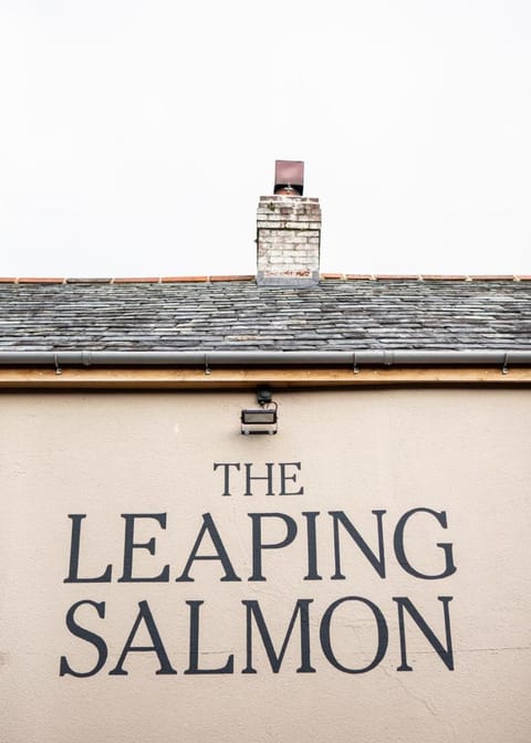 The Leaping Salmon Inn in West Devon District