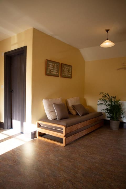 The Leaping Salmon Inn in West Devon District