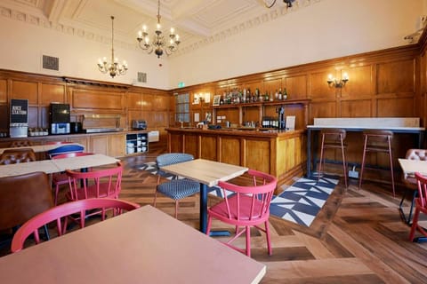 Travelodge Edinburgh Haymarket Hotel in Edinburgh