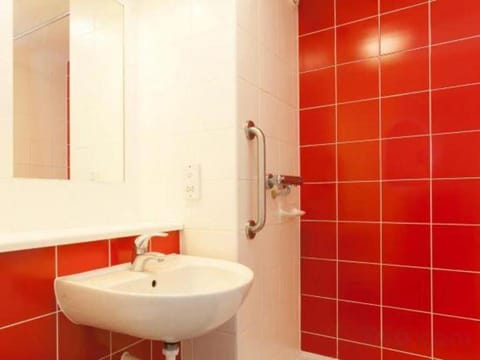 Travelodge Dundee Strathmore Avenue Hotel in Dundee