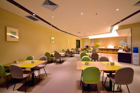 Home Inn Style Tianjin Wuqing Jingjin Road Oriental Pearl Hotel in Tianjin