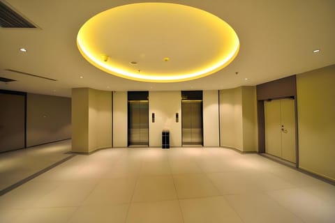 Home Inn Style Tianjin Wuqing Jingjin Road Oriental Pearl Hotel in Tianjin