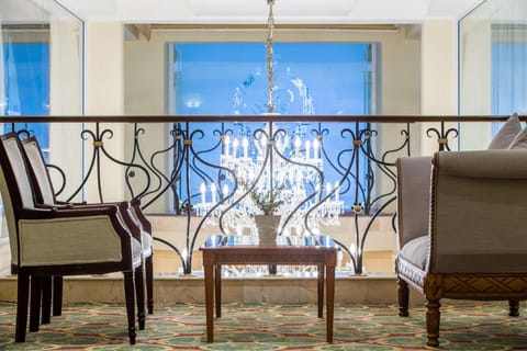 Radisson Blu Le Vendome Hotel, Cape Town Hotel in Sea Point