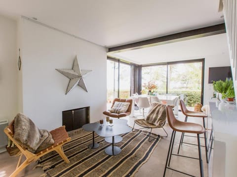 Le Carré Vue Mer Villa in Normandy