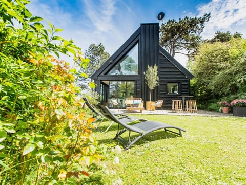 Le Carré Vue Mer Villa in Normandy