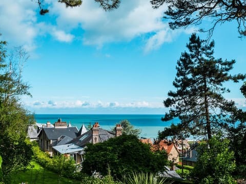Le Carré Vue Mer Villa in Normandy