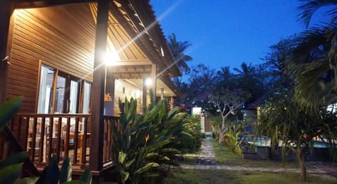 Nyoman Guesthouse Bed and Breakfast in Nusapenida