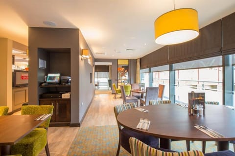 Premier Inn Manchester City Centre West Hotel in Salford