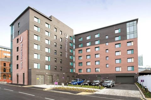 Premier Inn Manchester City Centre West Hotel in Salford