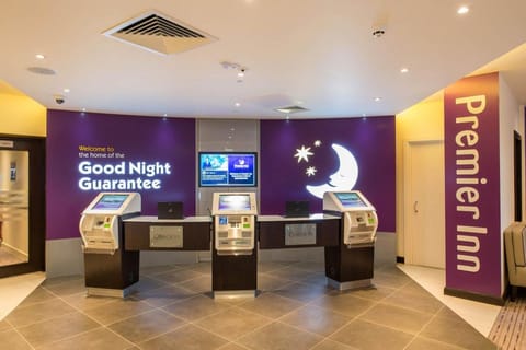 Premier Inn Manchester City Centre West Hotel in Salford
