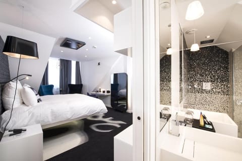 Vertigo Hotel | a Member of Design Hotels Hotel in Dijon