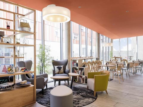 Aparthotel Adagio Access Paris Massy Gare Apartment hotel in Massy