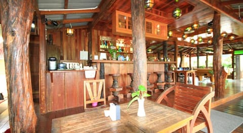 J Holiday Inn Hotel in Krabi Changwat