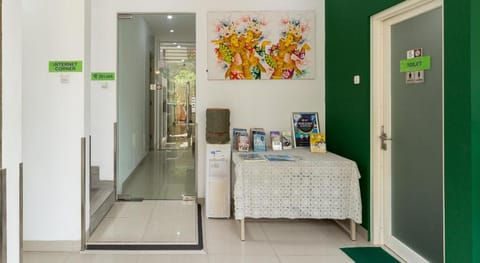 Ara Inn Bed And Breakfast Hotel in Kuta