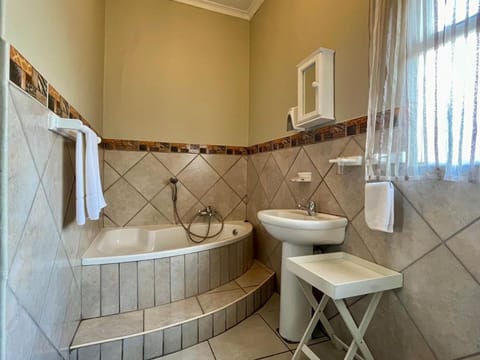 Outeniquabosch Lodge Lodge in Western Cape