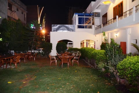 Hotel Sugandh Retreat Hotel in Jaipur