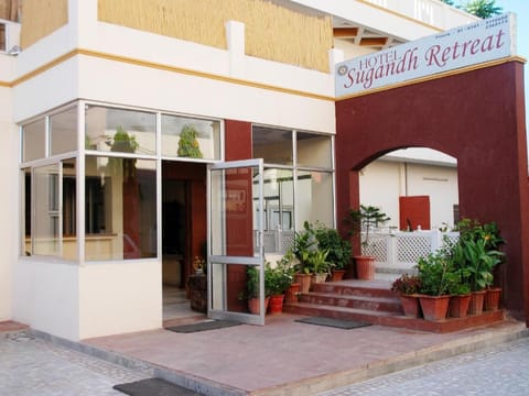 Hotel Sugandh Retreat Hotel in Jaipur