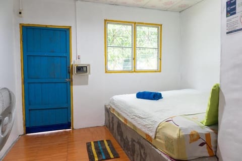 Good Night Long Beach Bungalow Vacation rental in Sala Dan