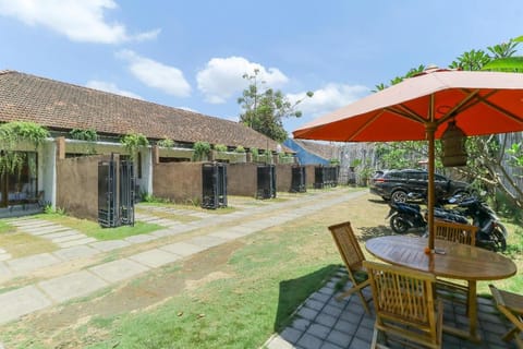 Ninja Suite Villa Hotel in Sukawati