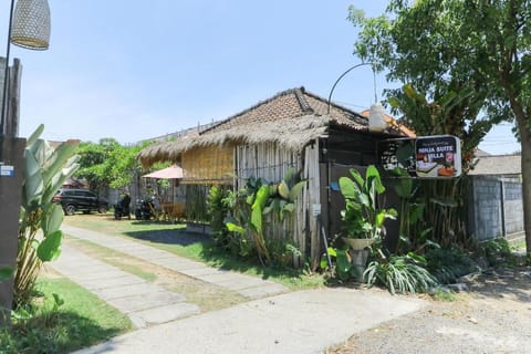 Ninja Suite Villa Hotel in Sukawati