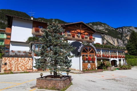 Hotel Montana Hotel in Trentino-South Tyrol