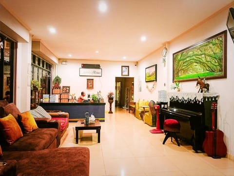 Lanta at Home Hotel in Sala Dan