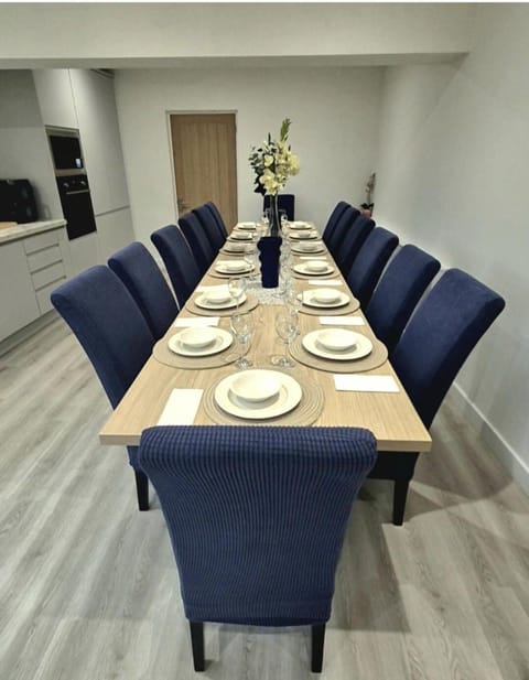 The Waltzing Weasel B&B Vacation rental in Hayfield