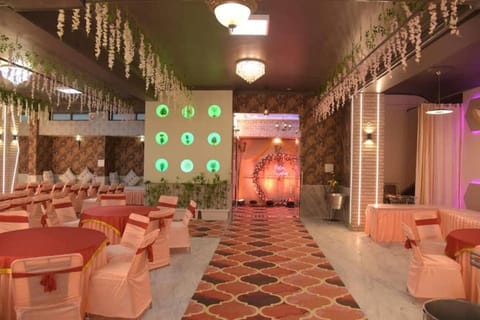 Hotel Star Inn Hotel in Jaipur